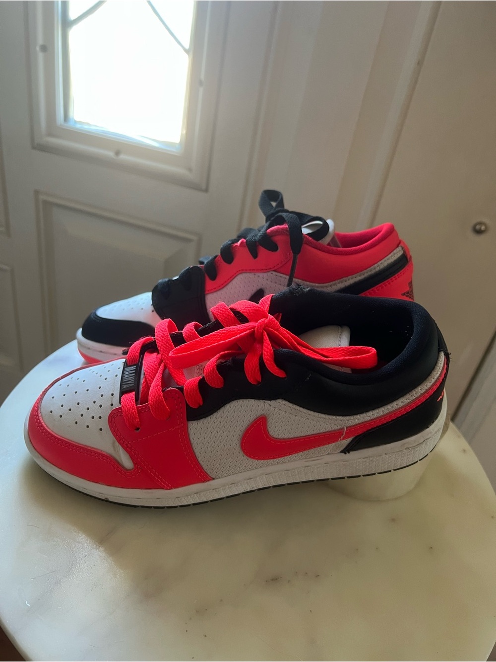 Nike Air Jordan 1 Low SE GS "Mismatched Infrared" Size 4Y